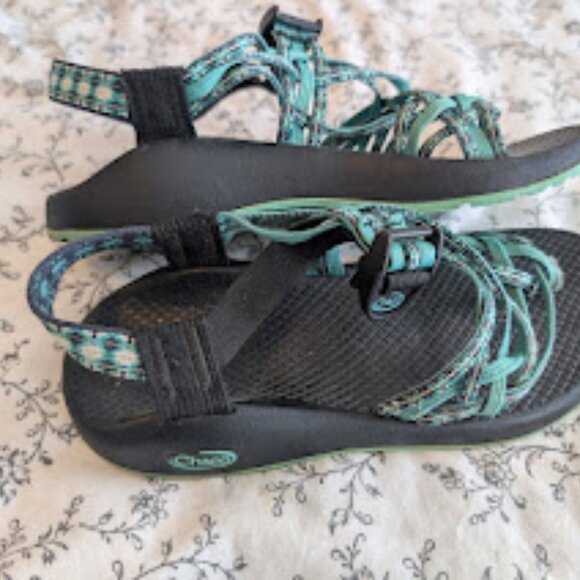 Women's sx. 7, ZX/3 Chuckwalla Aqua Chaco Sandals - Picture 1 of 4